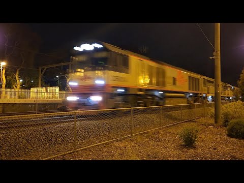 6PM9 SCT Logistics Intermodal and Steel Freight Service with 8 Locomotives 30/12/24