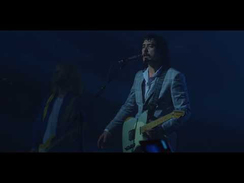 STICKY FINGERS - HOW TO FLY (LIVE AT THE HORDERN PAVILLION)