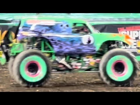 Monster Jam 2023 Nitro Vs. Neon Superstar Challenge - Grave Digger Freestyle Blow Out
