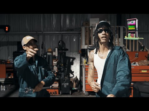 Video thumbnail for Walkin’ Round Like Stevie