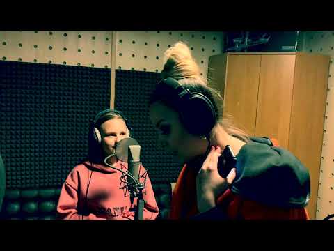 Doinița Gherman - imprimare Studio cu eleva Bianca Oanța