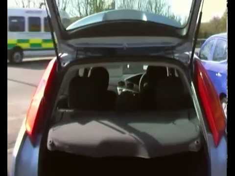 JUNCTION 44 2004 FORD FOCUS 1.6 EDGE 3d 100 BHP HATCHBACK £ 3295.00