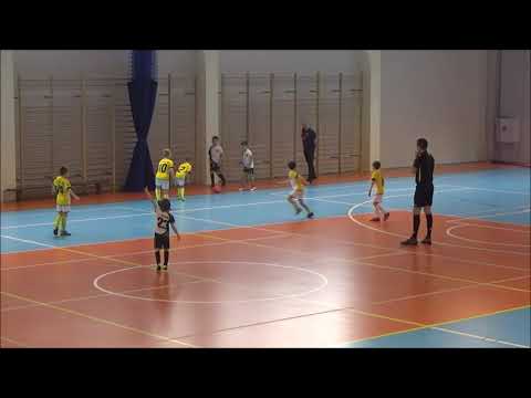 AP Bronowice vs  UKS Dys 01.02.2020 r.