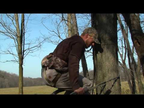 Climbing safely using your Hunter Safety System Rope Style Tree Strap