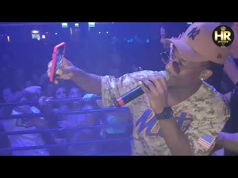 Mc Du Black ao vivo na Boate Lov em Porto Alegre - Rs em 04/10/2019.