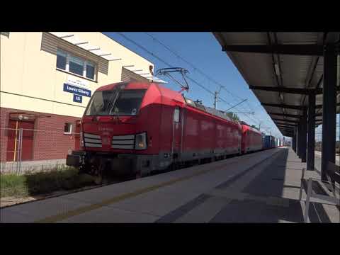 Pociągi na stacji Łowicz Główny. 9.08.2021.