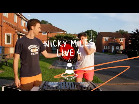 Nicky Miles LIVE #4 🌸 | Lockdown