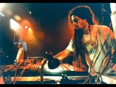 Abassi All Stars - Wicked Man (feat Kenny Knots)