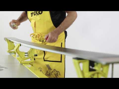 Toko High performance liquid paraffin - Anwendung Ski & Snowboards