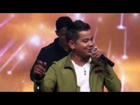 Dinesh Neupane - "Siranma Photo Chha" - Live Show - The Voice of Nepal 2018