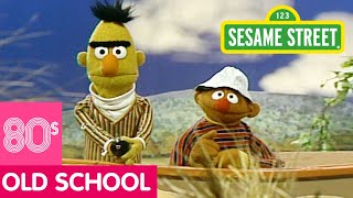 Sesame Street: Bert and Ernie Fish Call