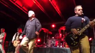 Guided by Voices "My Valuable Hunting Knife" live Toledo, O