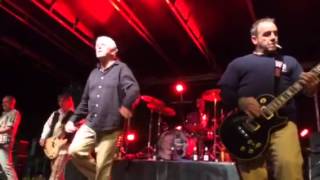 Guided by Voices &quot;My Valuable Hunting Knife&quot; live Toledo, O