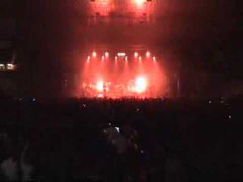 Divokej Bill + Cechomor PLAKALA, VCELIN