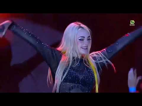 Bibi Babydoll Ao Vivo/Live - Colômbia (Premios Monitor Latino)