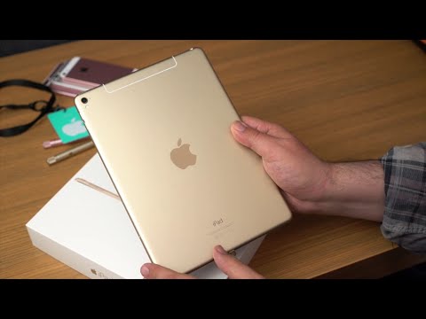 iPad Pro 9.7-inch Unboxing & Review (2016)