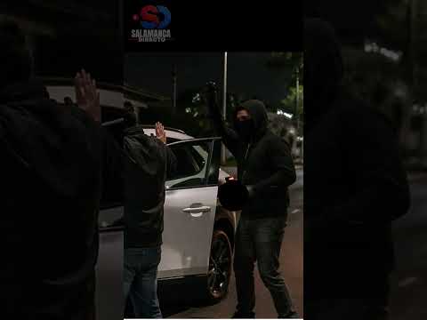 Roban camioneta Mazda en colonia Rinconada San Pedro #salamancagto