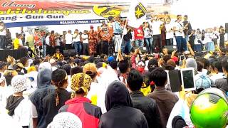 Download lagu Ebit Bit E - SABDAGUNA #Salam2Jari [Live in Gading Tutuka] mp3