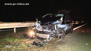 preview picture of video '31.12.2011 - BAB 5 bei Weinheim - Nach Streit auf die Autobahn gelaufen - 20-Jähriger tot'