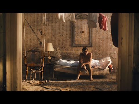 GOLDILOCKS AND THE GLORIOUS LOSERS - English trailer