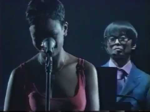 Happy - Towa Tei featuring Vivian Sessoms