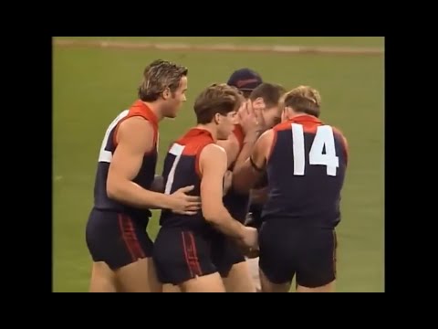 Darren Kowal kicks a goal after courageous play from Glenn Lovett - Melbourne - 1993 Rd 12 - AFL