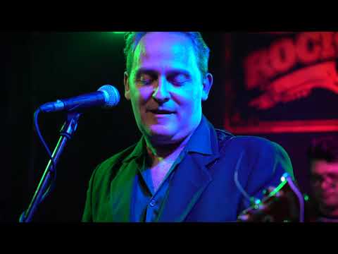 Jorge Nunes & His fulltime fools. LIVIN´LOVIN´WRECK