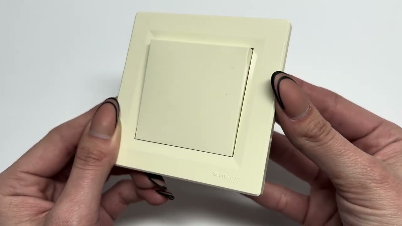Вимикач одноклавішний SCHNEIDER Asfora крем з рамкою EPH0100123