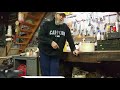 Cleaning a chainsaw chain Cleaning a chainsaw chain