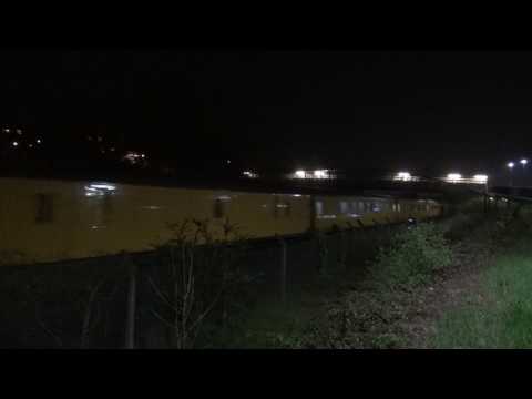 37116 and 37025 through the night on the Brighton Main Line! Stoats Nest Bridge 3/4/2017