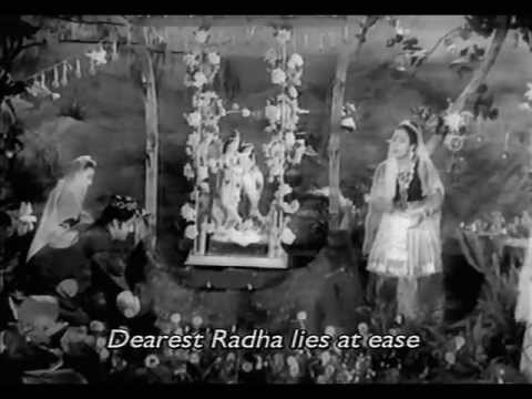 आज रास रचाए बनवारी — वीडियो थंबनेल