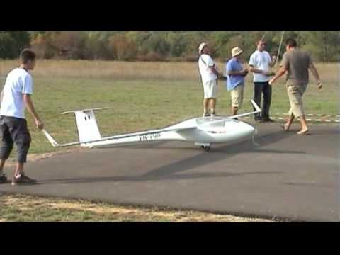 ASW28, 7,5m, 24,5Kg in Brigoles France on Sept 27th 2009