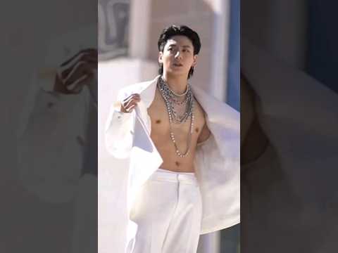 Jungkook abs 🥵 jk hot #whatsappstatus #bts #shortvideo