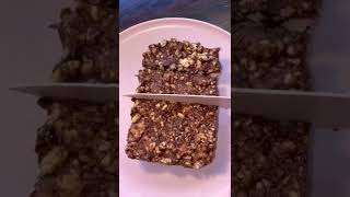 the BEST 4 ingredient healthy snack (rice crispies)