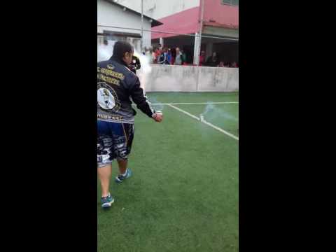 Az  de Ouro  entrando em campo Az X são bernardo