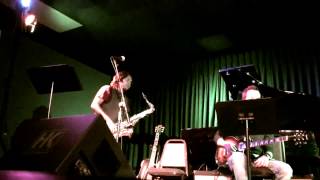 Blues Walk - Clifford Brown