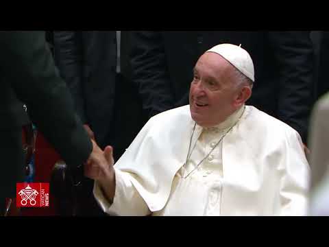 Il Papa: costruiamo una Chiesa credibile senza cedere al pessimismo Il Papa: costruiamo una Chiesa credibile senza cedere al pessimismo