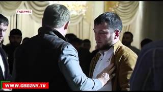 Семь сотрудников чеченских телекомпаний получили ключи от квартир во Всемирный день телевидения