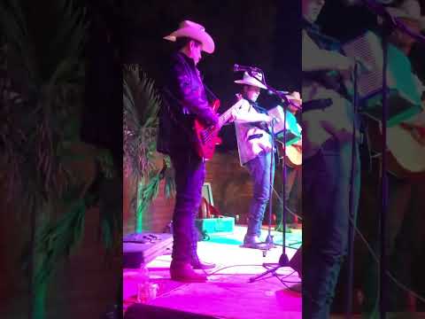 Demetrio El Asaltante (En Vivo)