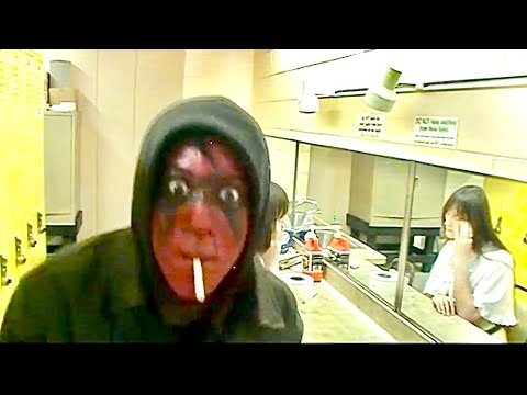 Vialice and employee 472