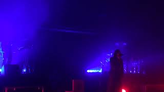 Fischerspooner- strut