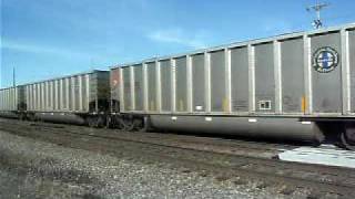 preview picture of video 'New BNSF ES44ACs with Becker Coal Loads'
