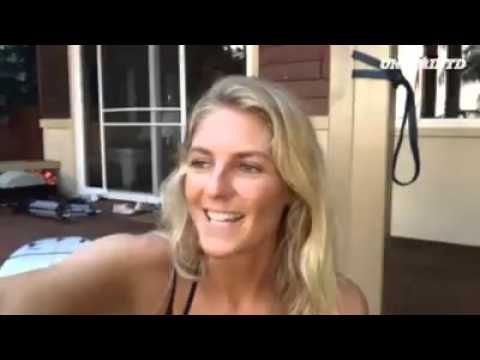 The best dancer on the World Surf League Tour? Stephanie Gilmore gives the inside word.