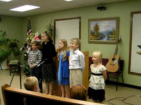 Kids at BHC singing program