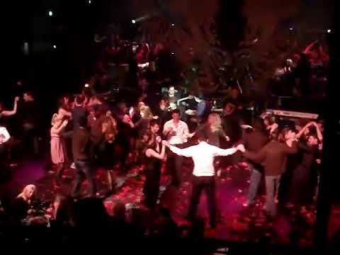 ΠΑΝΟΣ ΚΙΑΜΟΣ ΕΧΩ ΠΟΝΕΣΕΙ ΠΑΣ ΝΑ ΜΕ ΤΡΕΛΑΝΕΙΣ