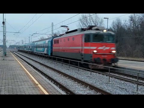 Trains in Slovenia #18 / Slovenski vlaki #18
