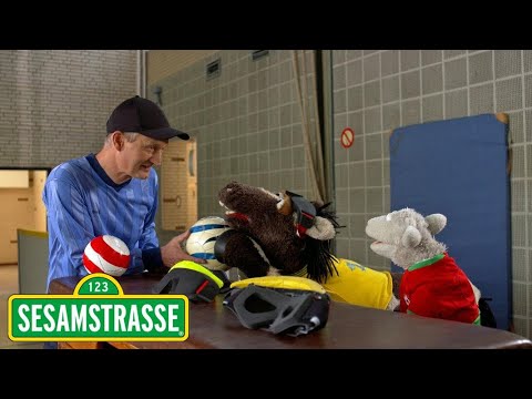 Eine Möhre für Zwei: Beim Blindenfußball | Sesamstraße