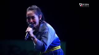 Download lagu NEW PALLAPA FEAT RENA MOVIE PERJUANGAN DAN DOA GLER.....BOLO mp3