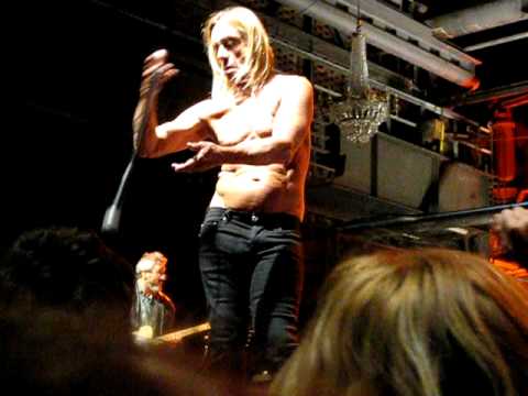 Iggy Pop - I wanna be your dog Live at Ruhrtriennale 2009