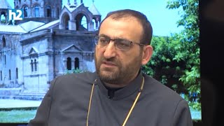 Մայր Աթոռը կապ չունի․ դասագրքի հետևում երևում են պատվիրատուների ականջները։ Լրաբեր - 26․12․ 2023